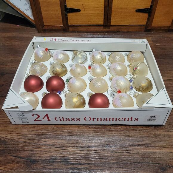 Glass Christmas Ornaments VINTAGE Lot 24 pcs boxed Rauch Ind. Frosted Kitschy - Picture 8 of 12